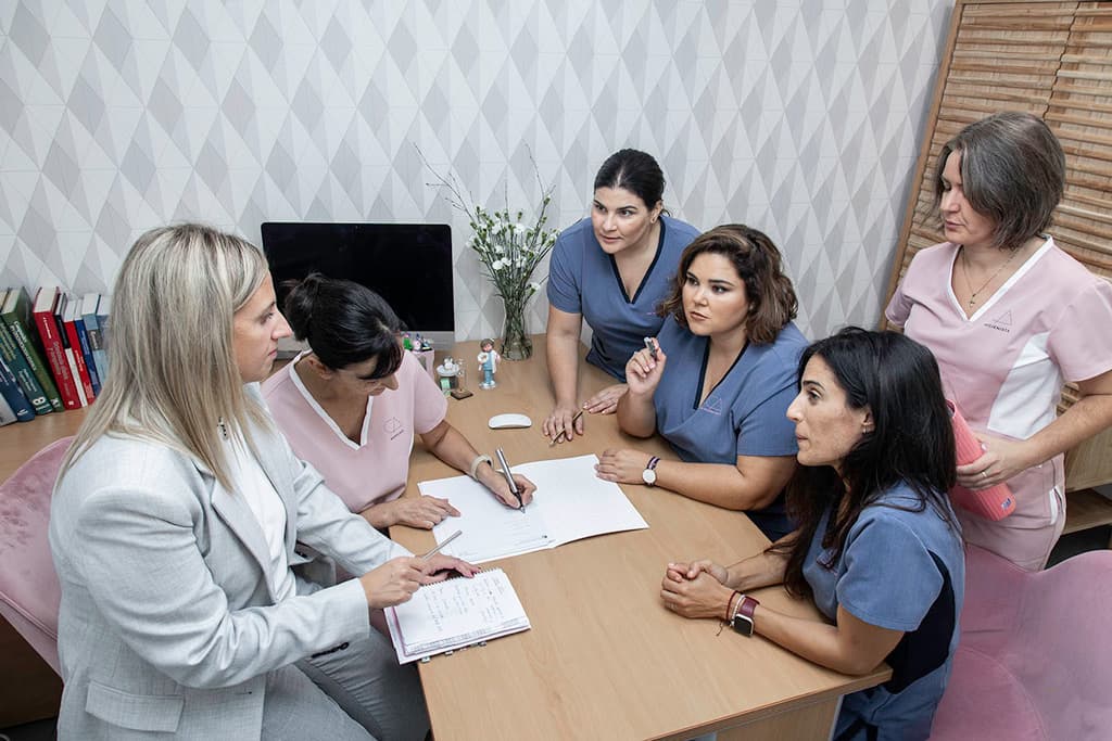 Dentistas comprometidos con tu salud y bienestar